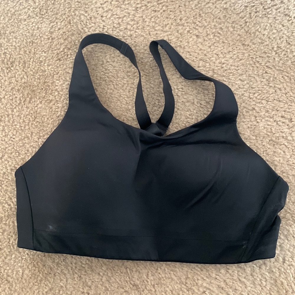 Black sports bra size 36c
